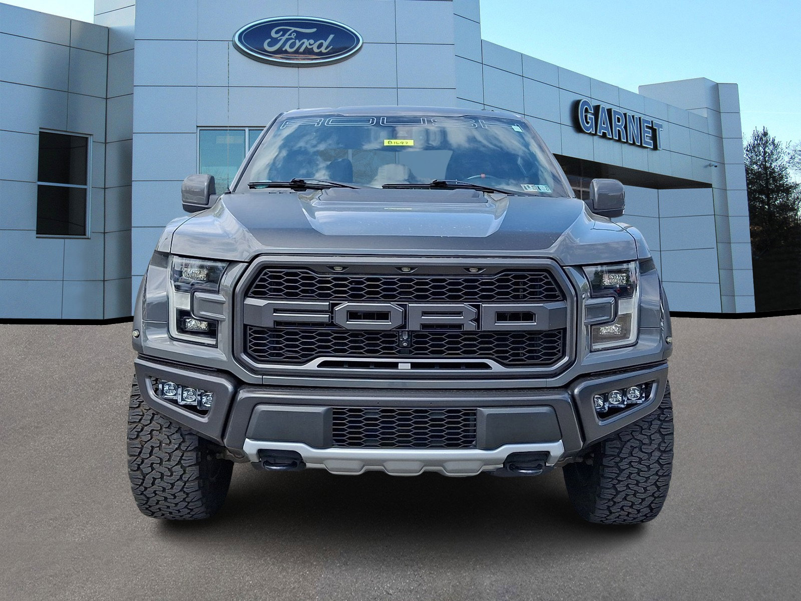 Used 2018 Ford F150 Raptor w/ Equipment Group 802A Luxury AWD/4WD image 3
