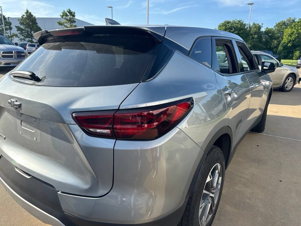 Used 2023 Chevrolet Blazer LT w/ Driver Confidence Package FWD image 7
