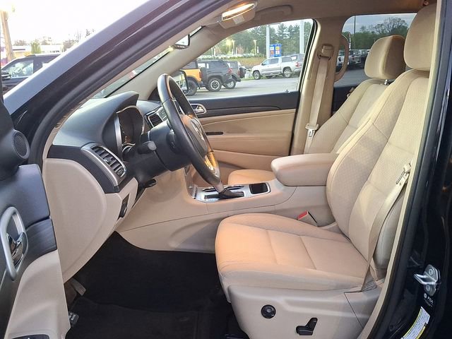 Used 2022 Jeep Grand Cherokee Laredo E w/ Security & Convenience Group image 10