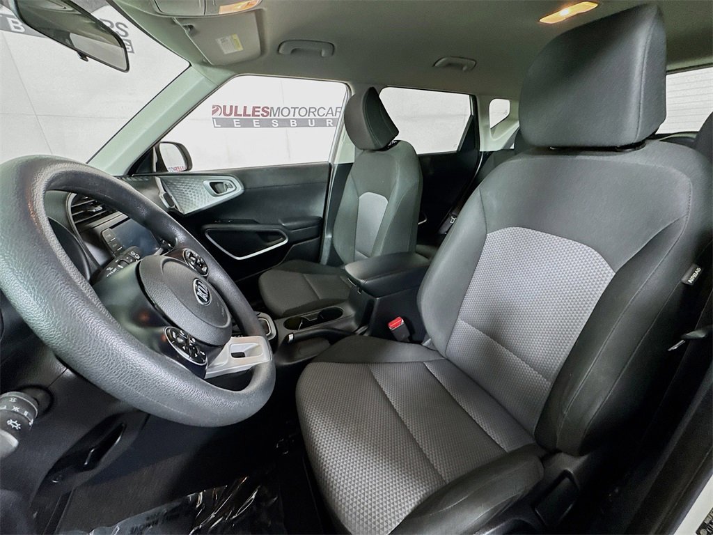 Used 2020 Kia Soul LX image 19