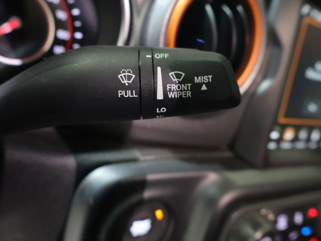 Used 2022 Jeep Gladiator Mojave w/ Cold Weather Group image 35