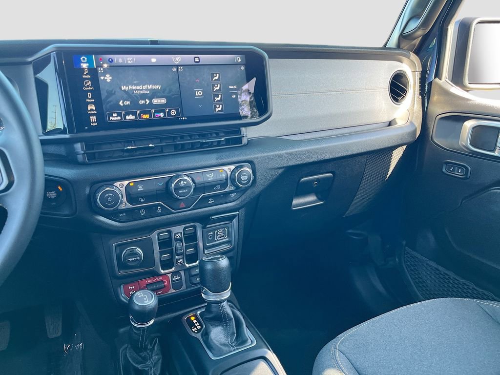 Certified 2025 Jeep Wrangler Willys image 21