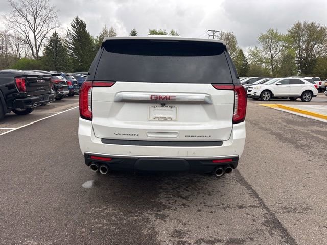Used 2022 GMC Yukon Denali AWD/4WD image 9