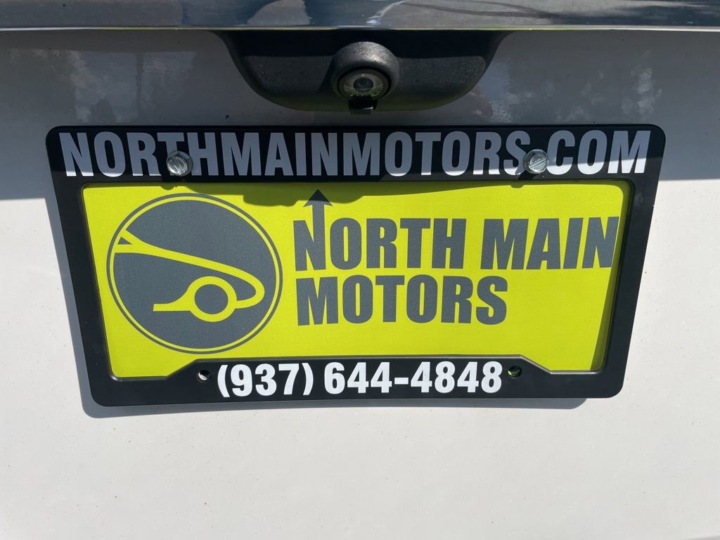 Used 2020 Ford Explorer XLT w/ Equipment Group 202A AWD/4WD image 32