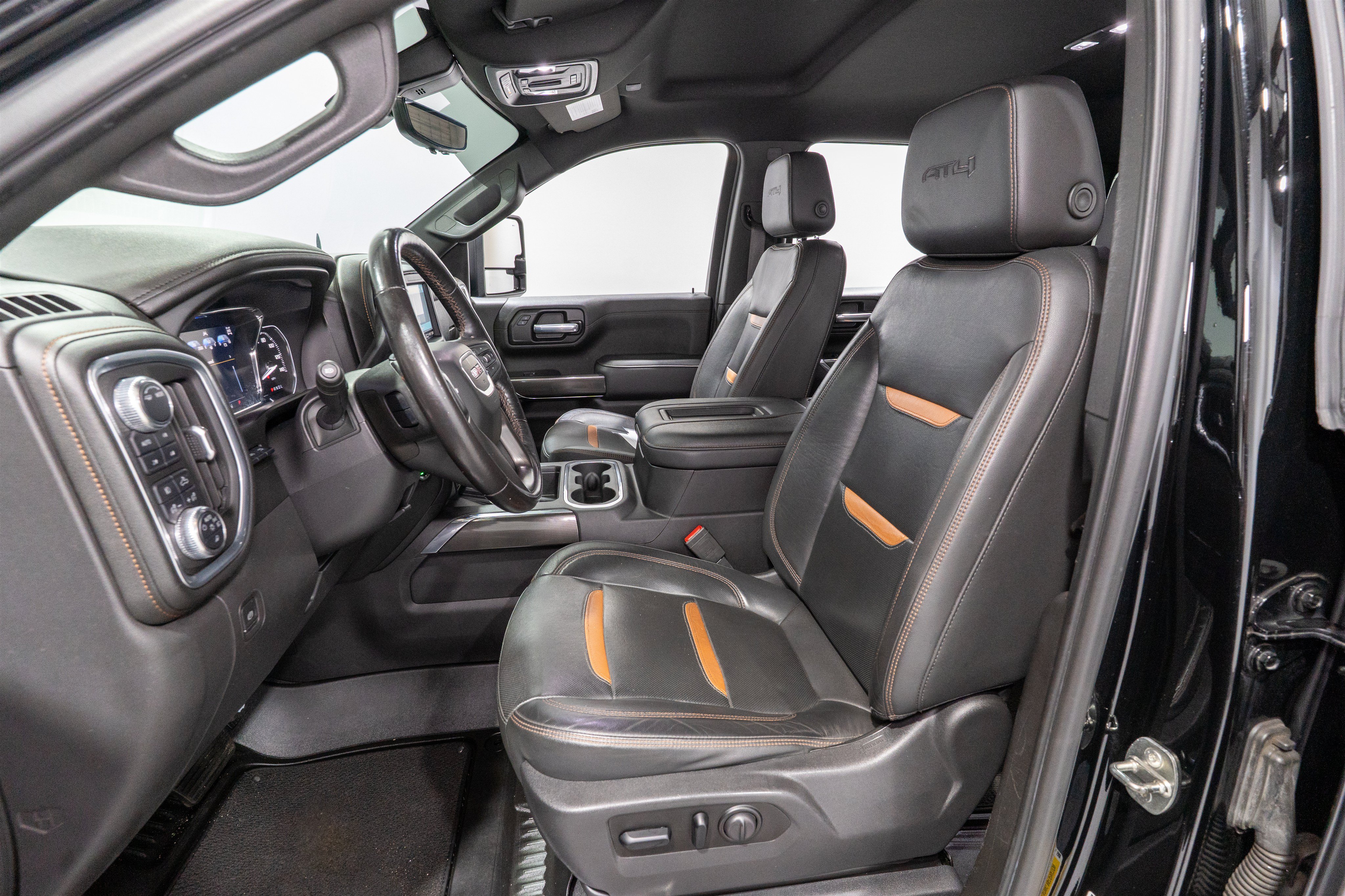 Used 2021 GMC Sierra 1500 AT4 w/ AT4 Value Package AWD/4WD image 17