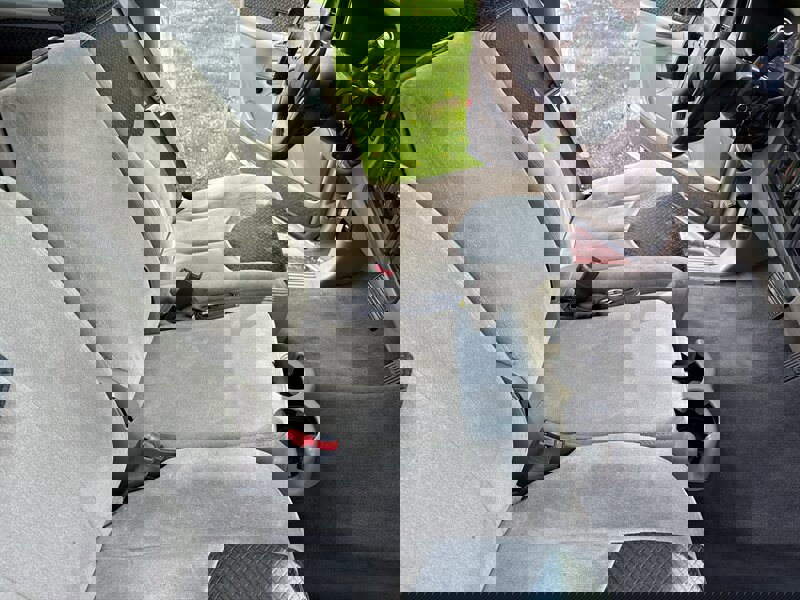 Used 2004 Chevrolet Avalanche 2WD image 29