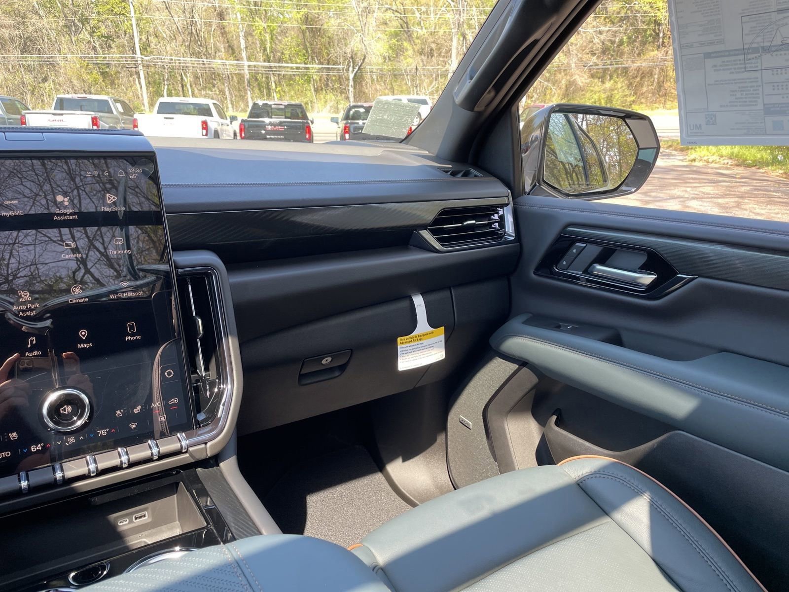 New 2026 GMC Yukon AT4 w/ AT4 Premium Plus Package image 27