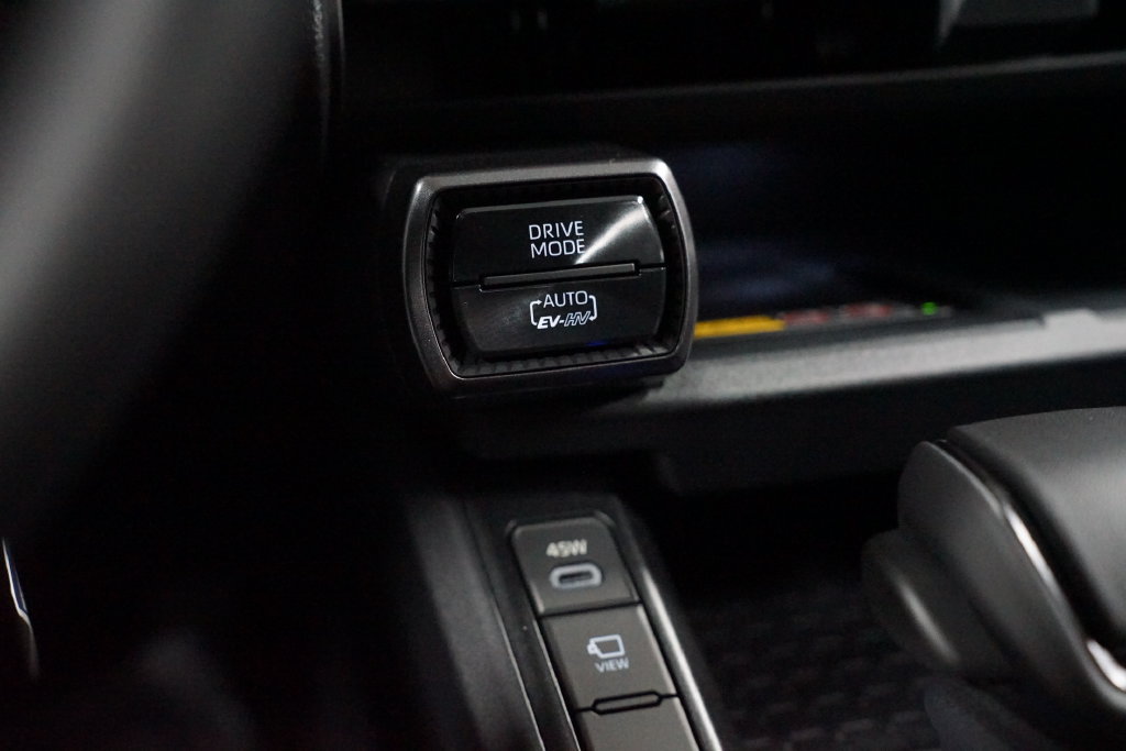 New 2026 Toyota RAV4 XSE AWD/4WD image 24