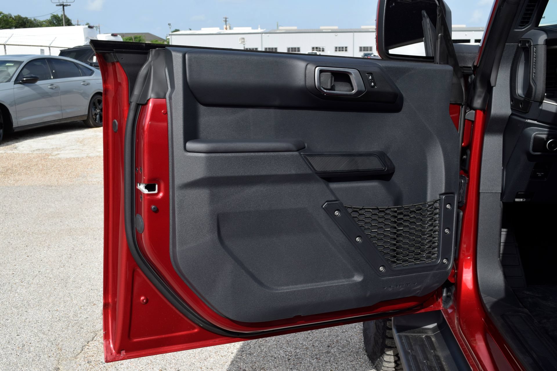 New 2026 Ford Bronco Outer Banks w/ Sasquatch Package AWD/4WD image 17