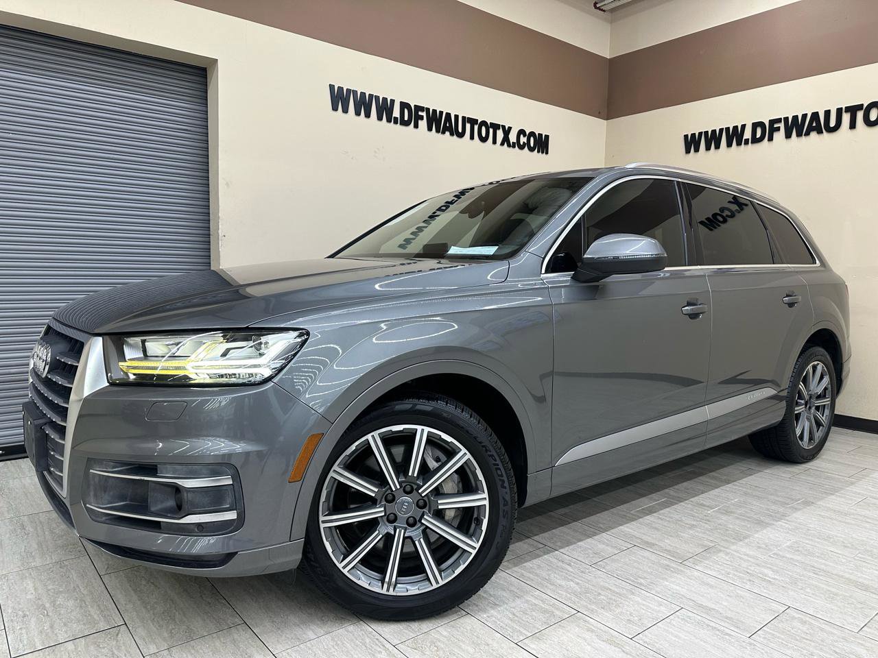 Used 2018 Audi Q7 3.0T Premium Plus w/ Premium Plus Package AWD/4WD image 1