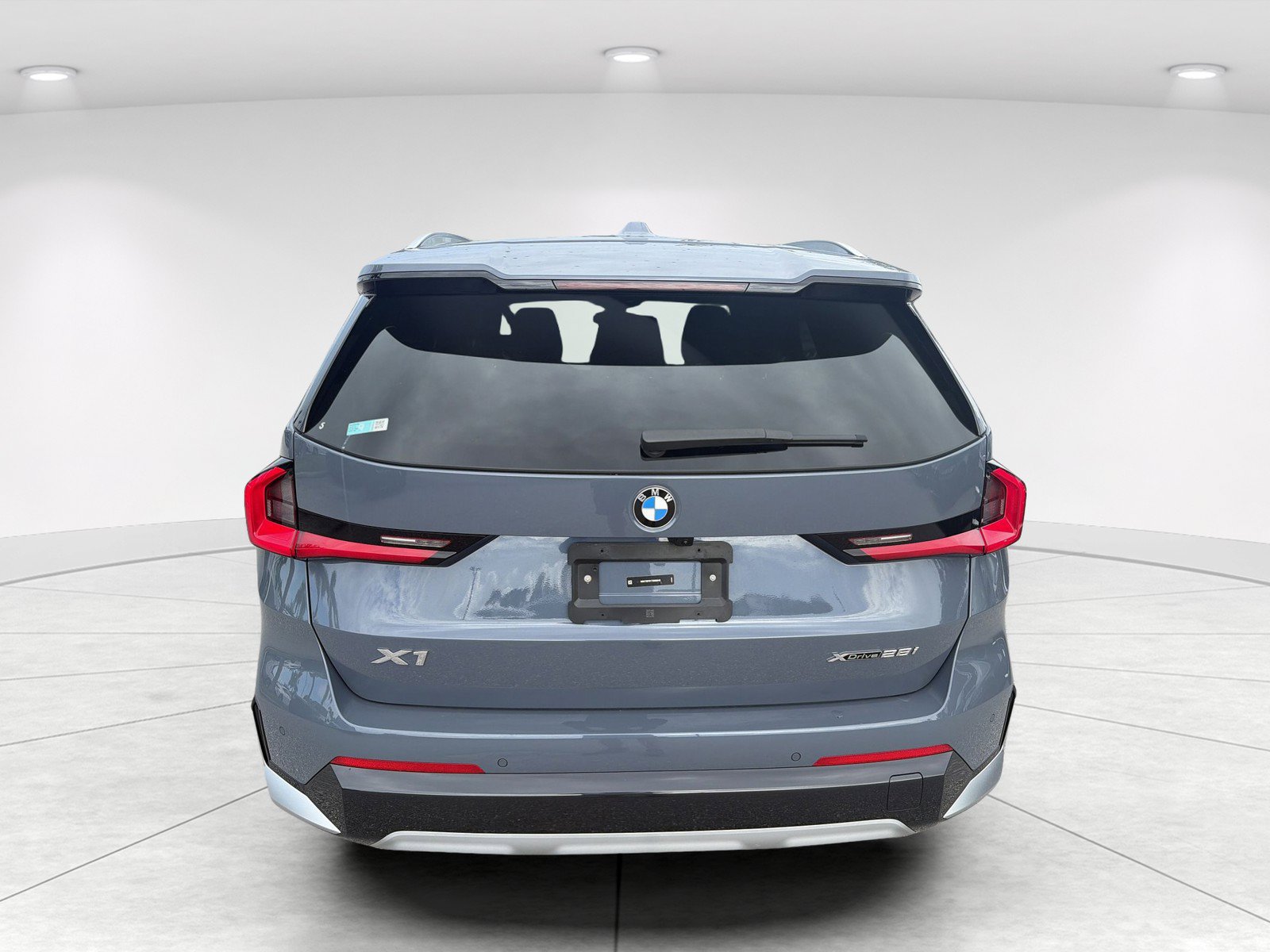 New 2026 BMW X1 xDrive28i w/ Convenience Package AWD/4WD image 5
