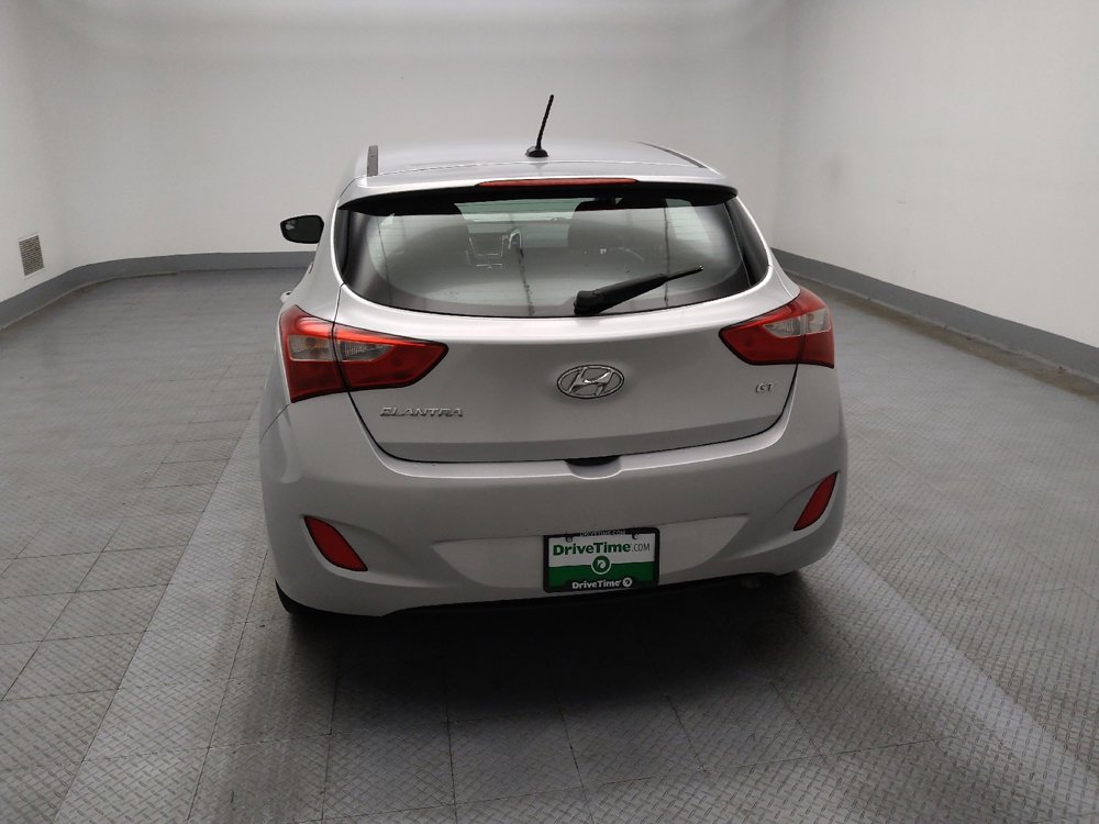 Used 2017 Hyundai Elantra GT image 6