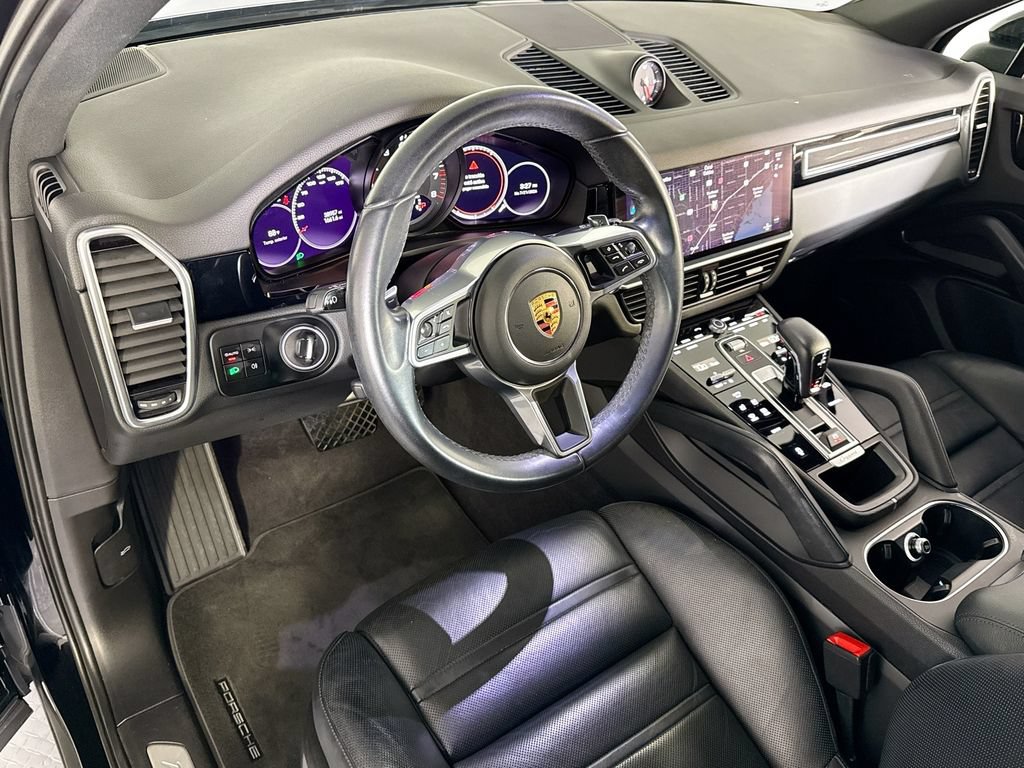Certified 2023 Porsche Cayenne Platinum Edition AWD/4WD image 4