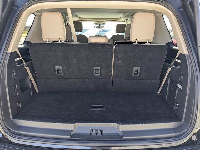 Used 2024 Ford Expedition Limited image 12