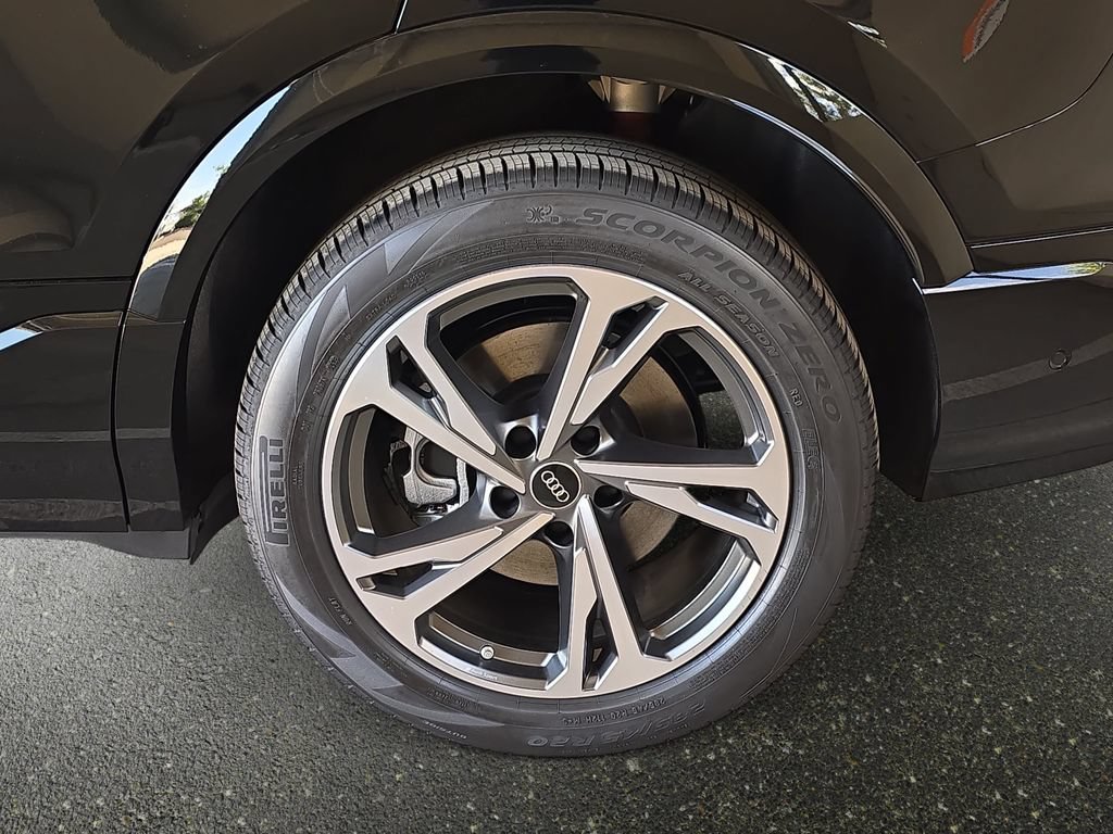 New 2027 Audi Q6 e-tron Premium Plus AWD/4WD image 33