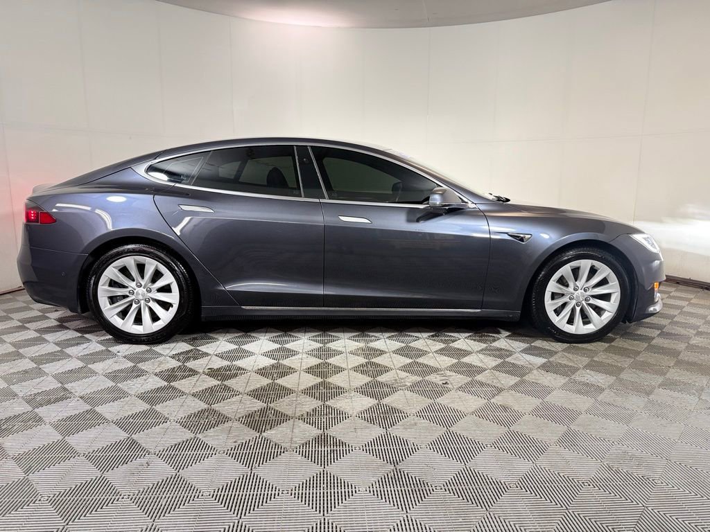 Used 2018 Tesla Model S 75D AWD/4WD image 8