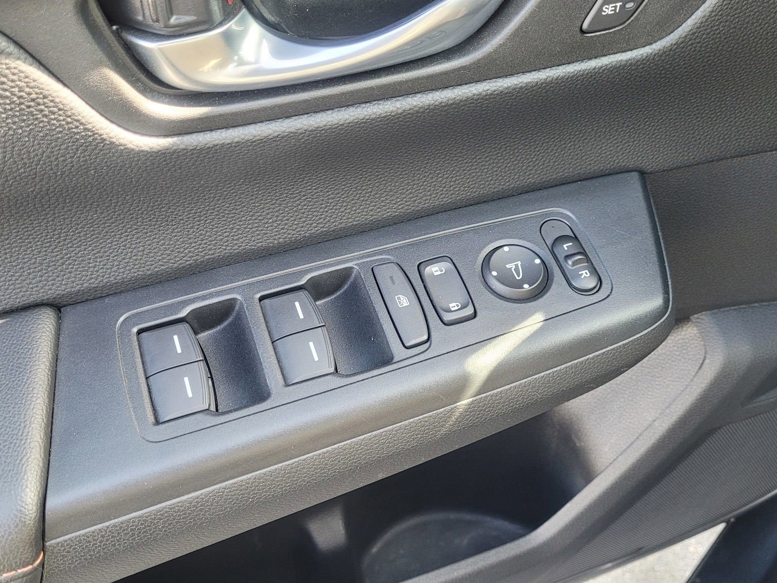 Certified 2025 Honda CR-V Sport-L image 17
