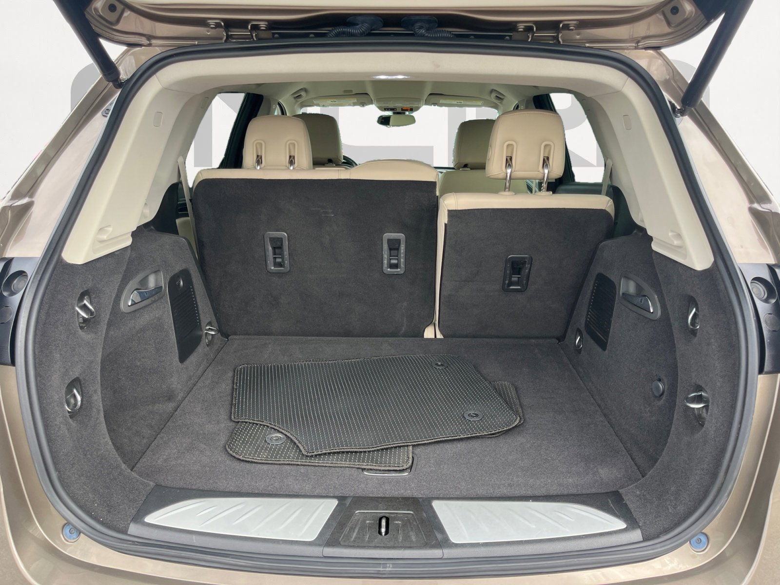 Used 2019 Buick Envision Essence FWD image 12