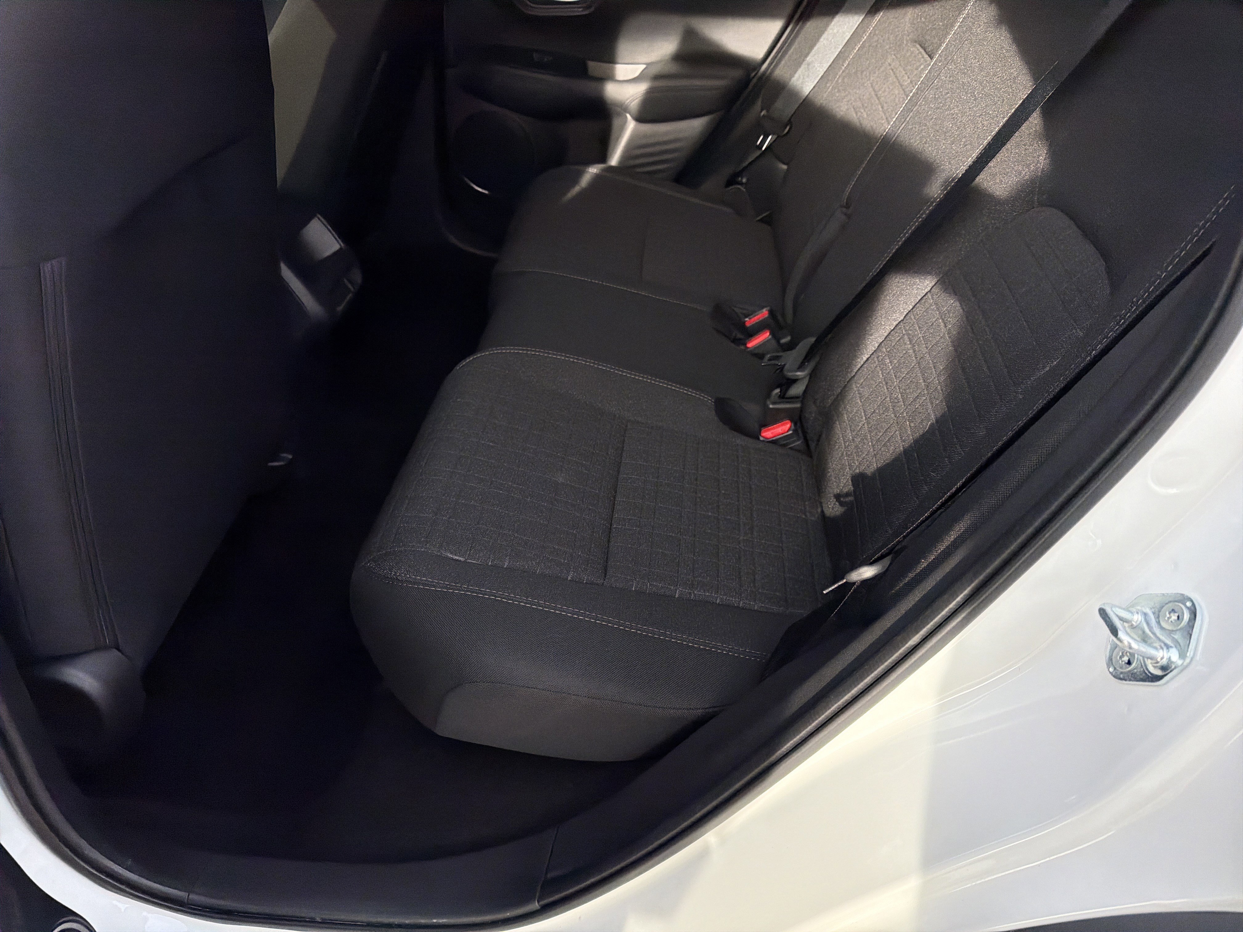 Used 2026 Honda HR-V LX image 47