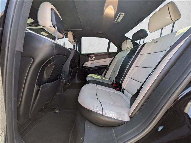 Used 2013 Mercedes-Benz E 550 4MATIC Sedan image 16