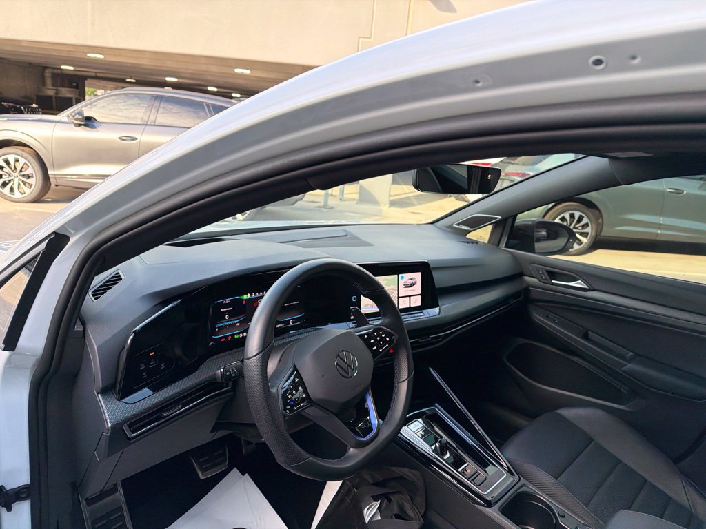 Used 2024 Volkswagen Golf R w/ MDO Package AWD/4WD image 15