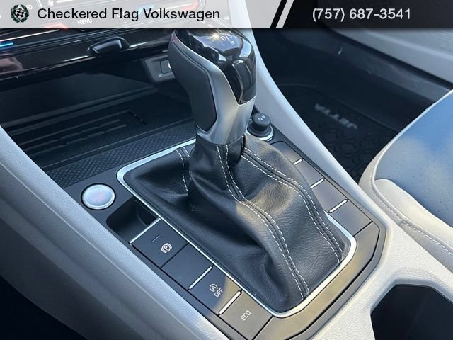 New 2026 Volkswagen Jetta SE FWD image 42