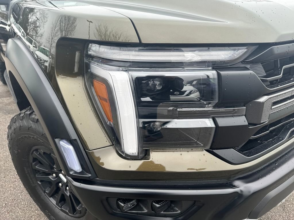 Used 2025 Ford F150 Raptor image 36