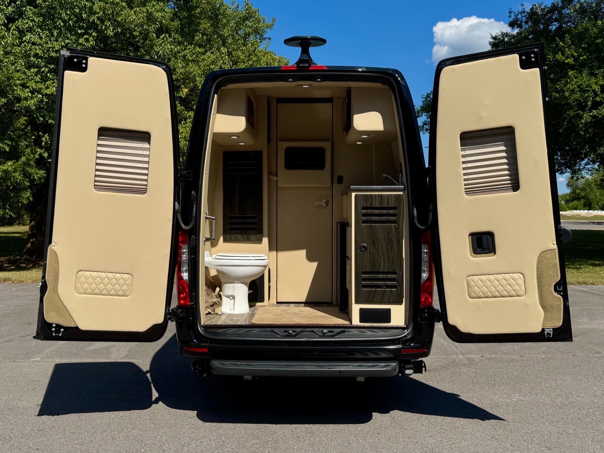 Used 2019 Mercedes-Benz Sprinter 170 image 7