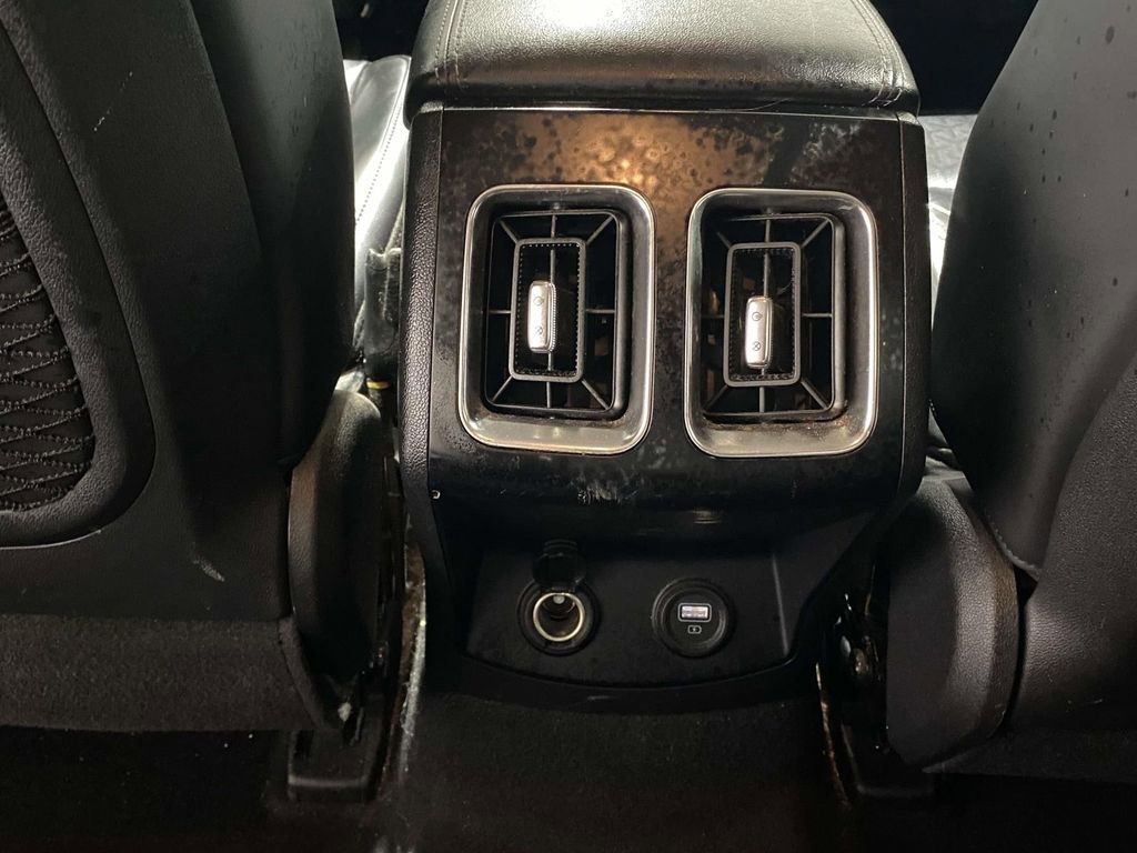 Used 2023 Kia Sorento EX FWD image 13