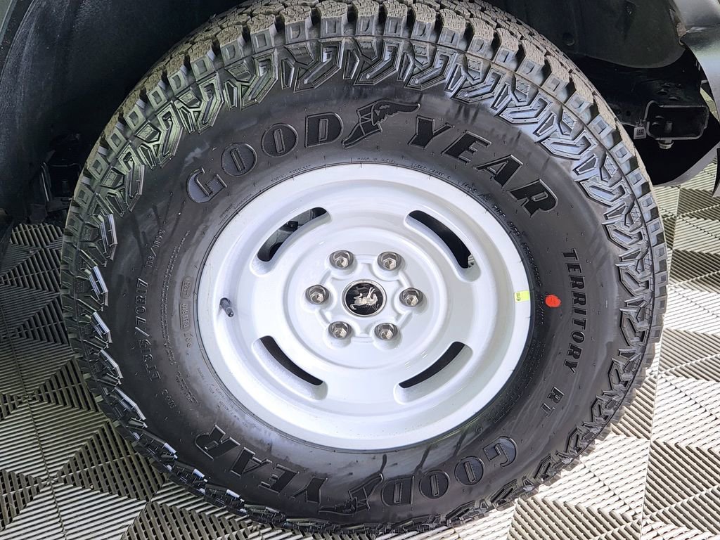 New 2026 Ford Bronco Heritage Edition AWD/4WD image 9