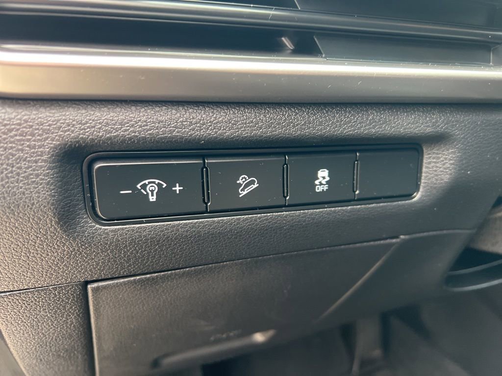 Certified 2024 Kia Telluride LX image 50