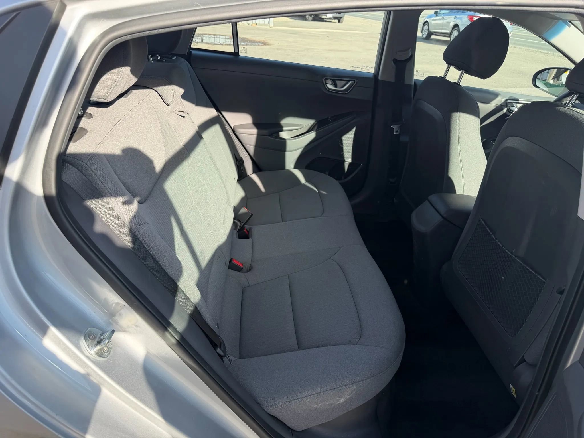 Used 2021 Hyundai Ioniq SE image 17