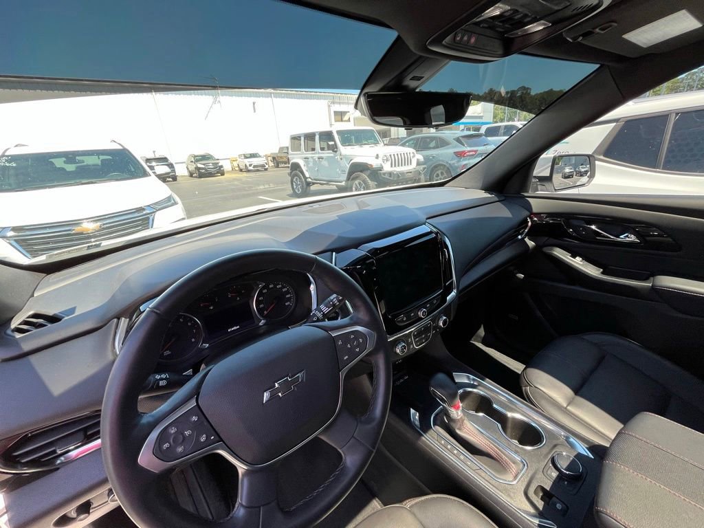 Used 2023 Chevrolet Traverse RS AWD/4WD image 10