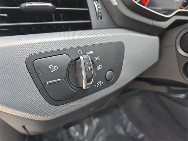 Used 2018 Audi A4 2.0T Premium Plus w/ Premium Plus Package image 28