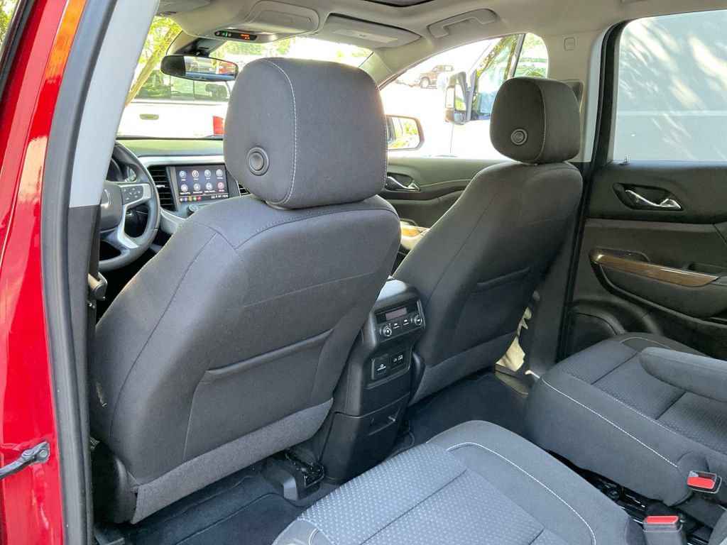Used 2023 GMC Acadia SLE w/ Driver Convenience Package AWD/4WD image 32