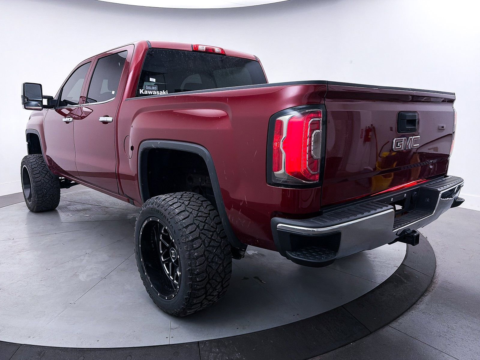 Used 2018 GMC Sierra 1500 SLT w/ SLT Premium Package image 10