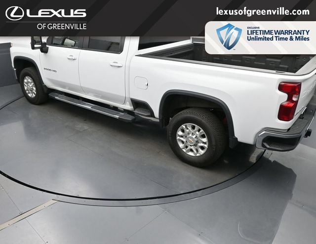 Used 2025 Chevrolet Silverado 2500 LT AWD/4WD image 50