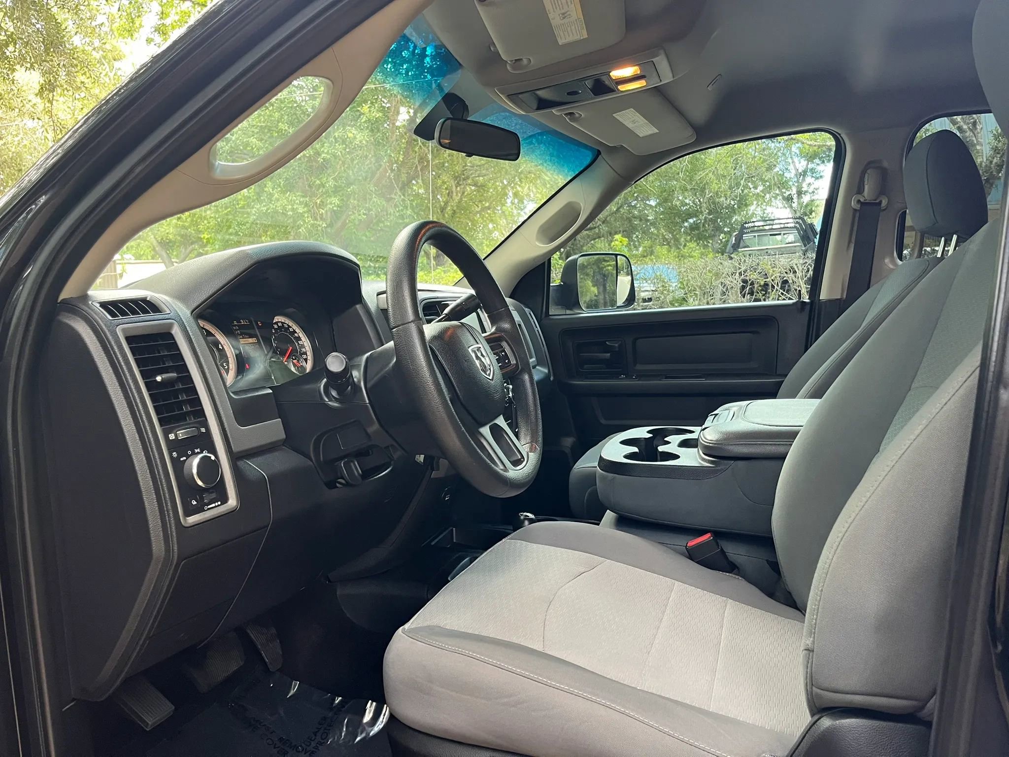 Used 2018 RAM 2500 Tradesman w/ Chrome Appearance Group AWD/4WD image 13