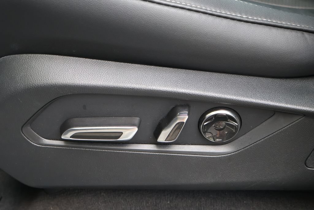 Used 2025 Acura MDX FWD w/ Technology Package image 39