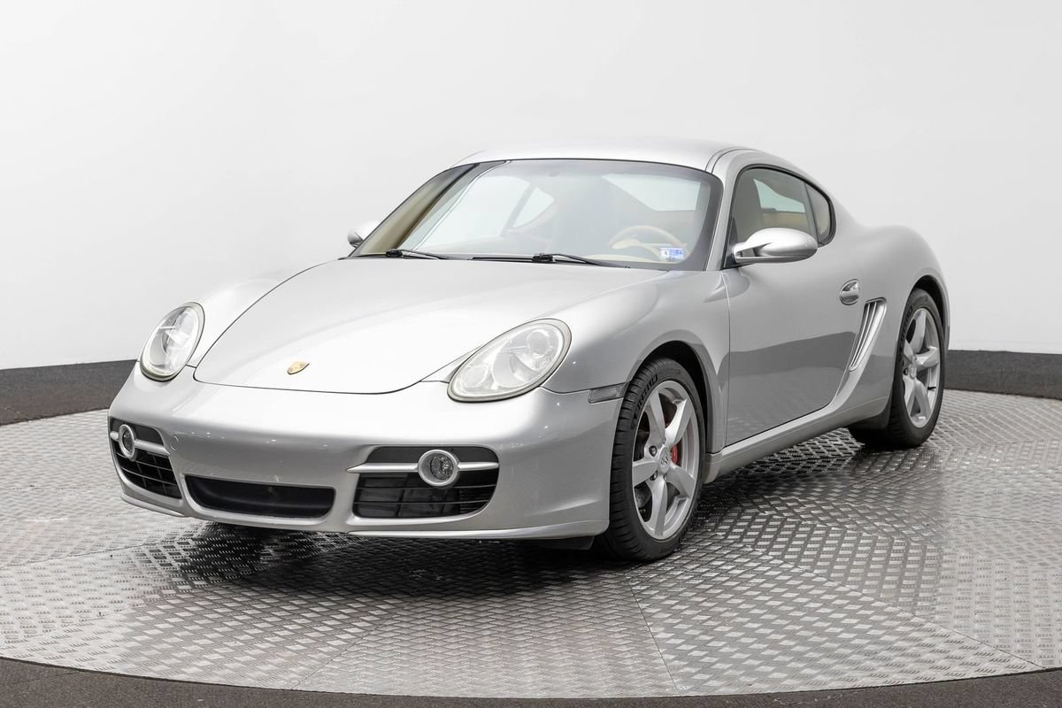 Used 2006 Porsche Cayman S RWD image 2