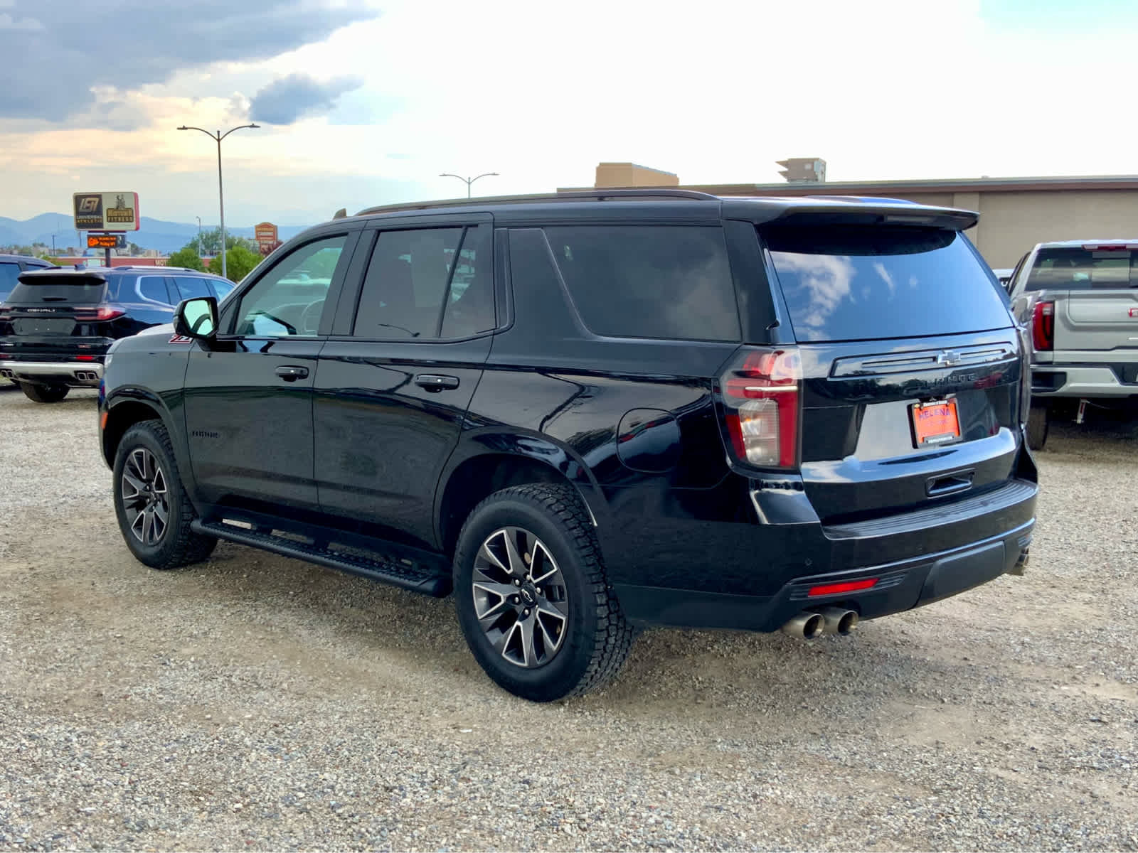 Used 2023 Chevrolet Tahoe Z71 w/ Off-Road Capability Package image 3