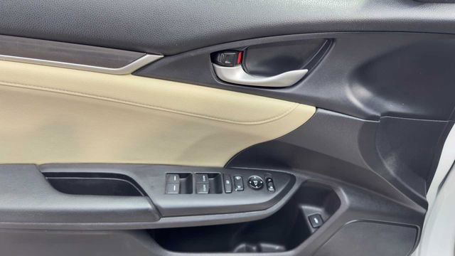 Used 2020 Honda Civic Touring image 22