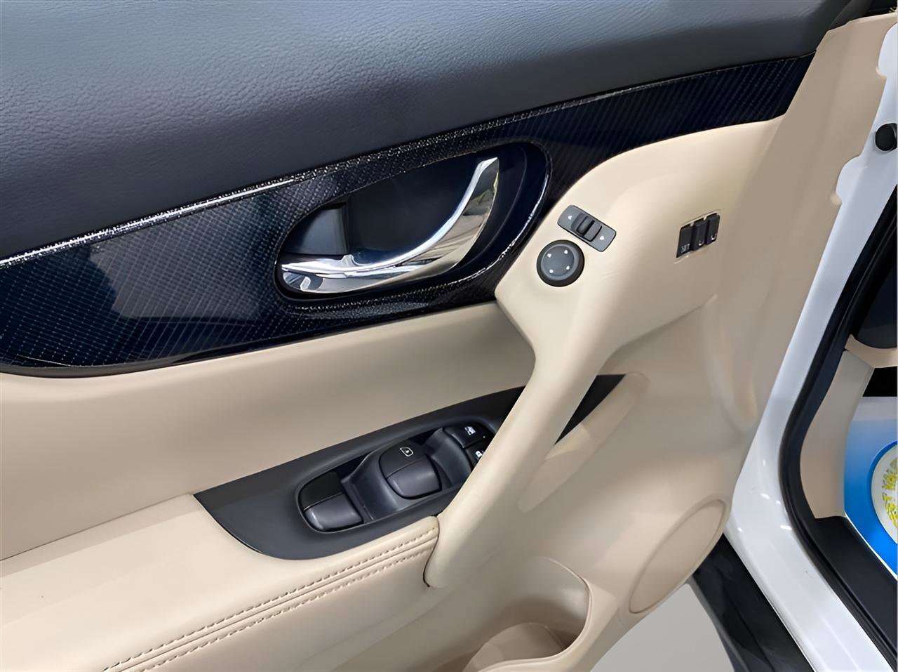 Used 2018 Nissan Rogue SL image 19