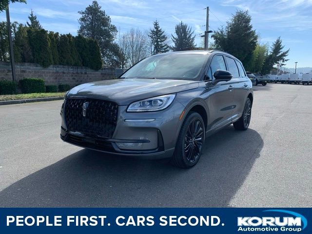New 2025 Lincoln Corsair Reserve w/ Equipment Group 202A