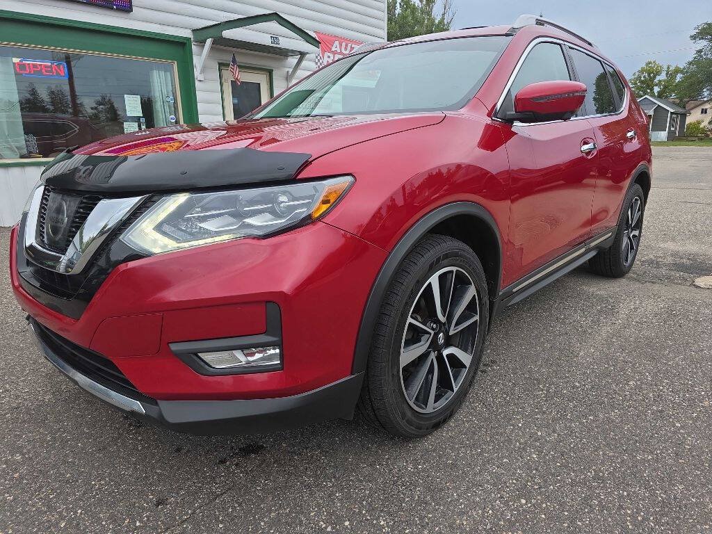 Used 2017 Nissan Rogue Platinum AWD/4WD image 2