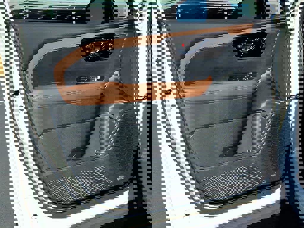 Certified 2025 Subaru Forester Touring w/ Popular Package - Touring image 24