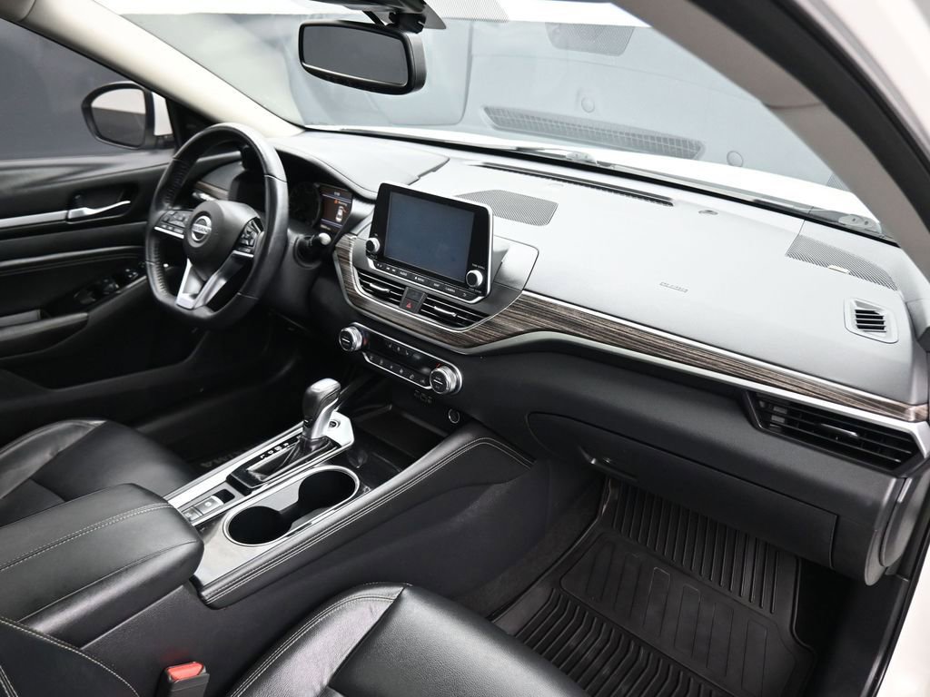 Used 2020 Nissan Altima 2.0 Platinum image 44