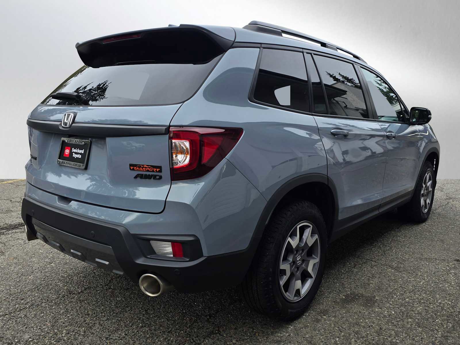 Used 2022 Honda Passport TrailSport image 3