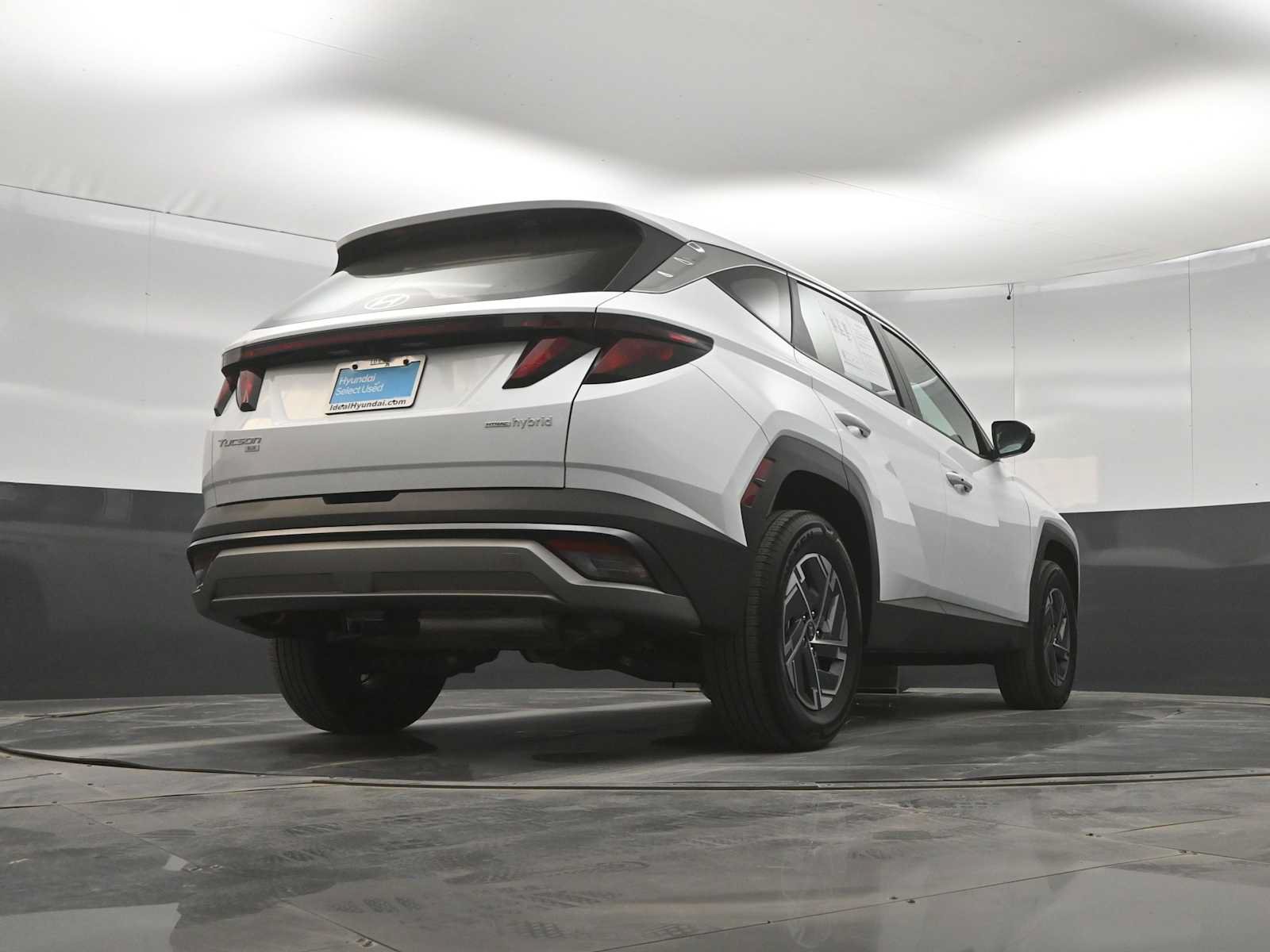 Used 2026 Hyundai Tucson Blue SE w/ Tow & Go Package AWD/4WD image 37
