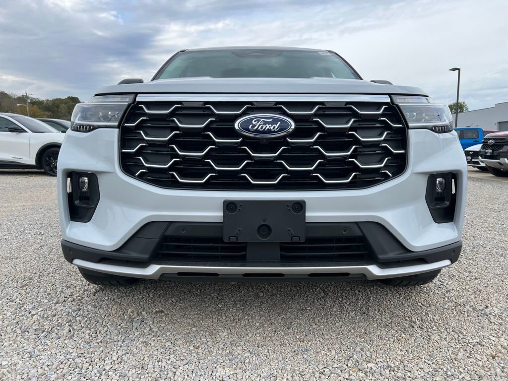 New 2026 Ford Explorer Platinum w/ LUX Leather Package image 3